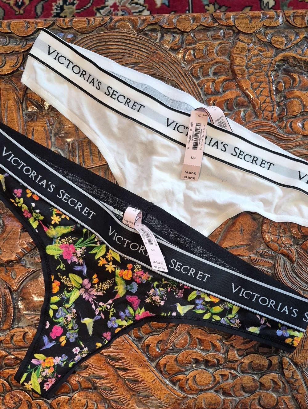 VICTORIA'S SECRET NWT Active Thong Panties Bundle Large Hummingbird